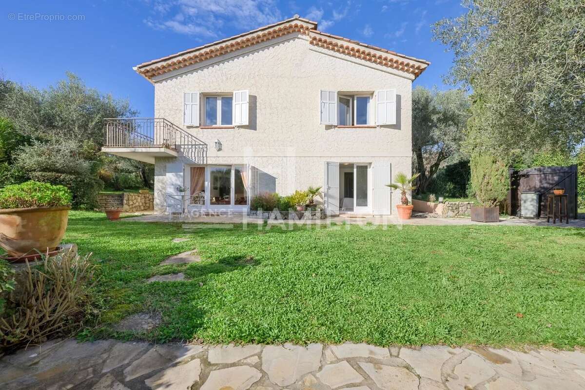 Maison à OPIO
