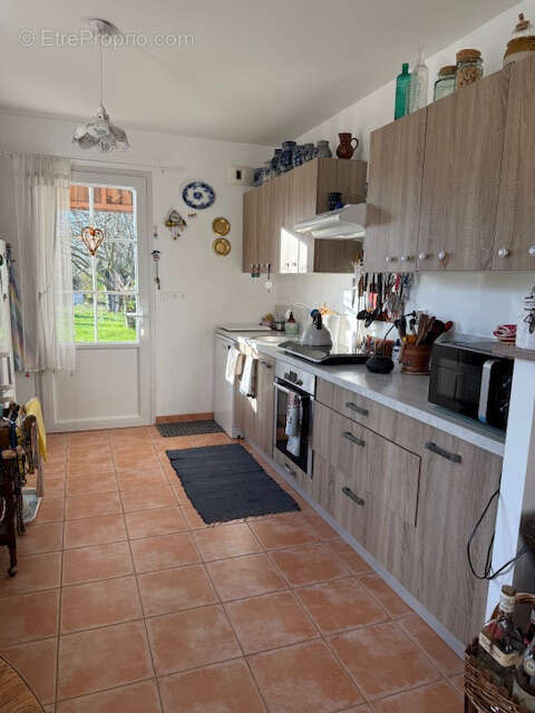 Maison à SAINT-BONNET-SUR-GIRONDE