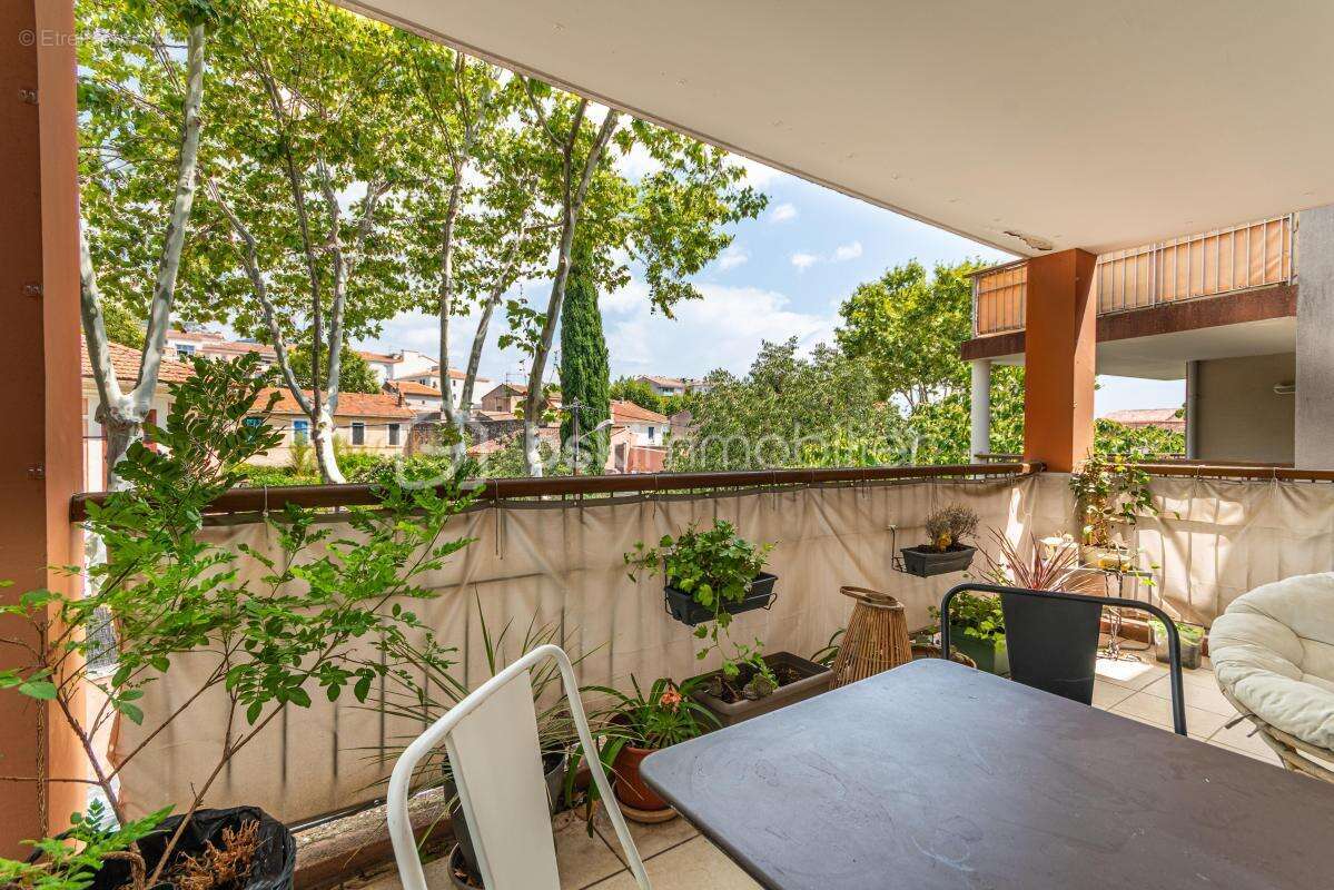 *** en exclusivité *** grand t2 avec terrasse et cave *** résidence de 2006 *** - photo 11