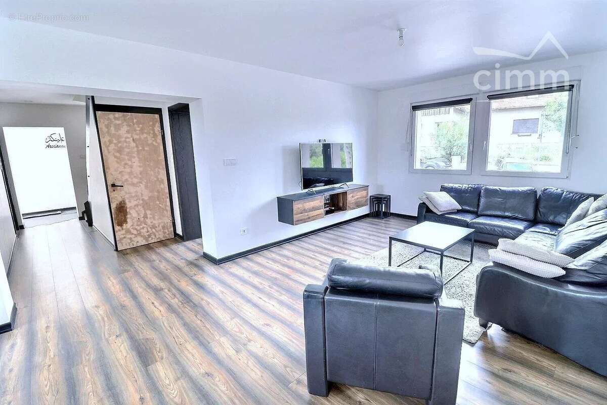 Maison à WOUSTVILLER