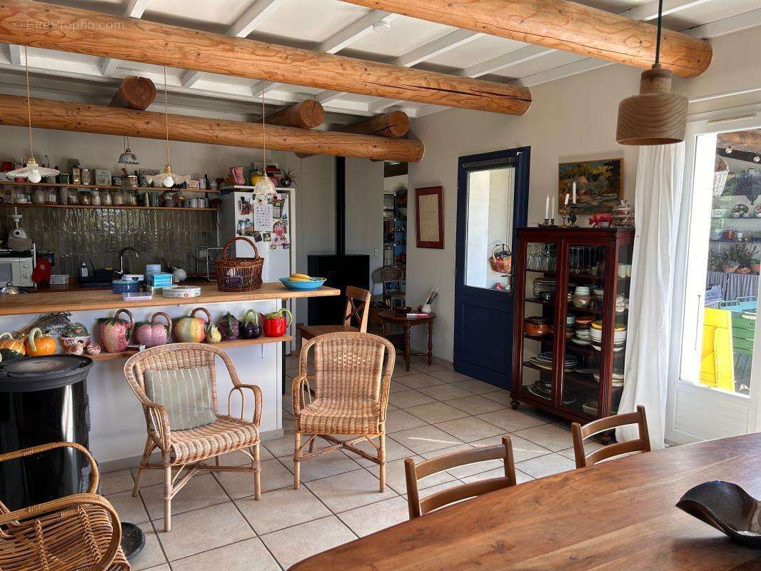 Maison à SAINT-ROMAN-DE-MALEGARDE