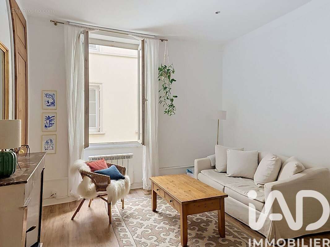 Photo 2 - Appartement à LYON-6E