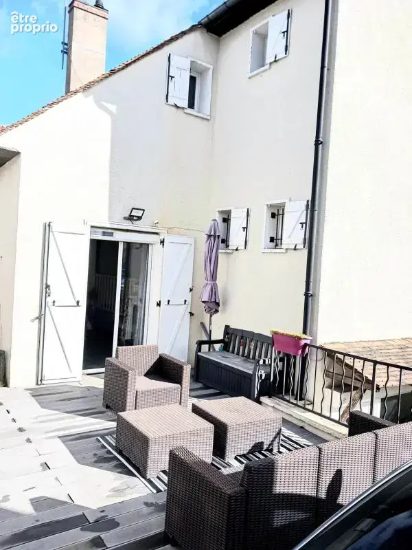 À vendre – Charmante maison familiale 5 pièces de 165 m² à Bondy - photo 3
