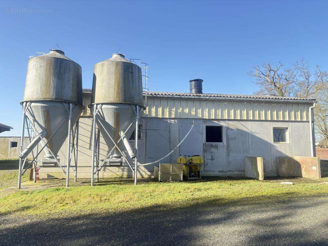 Maison à PONT-HEBERT