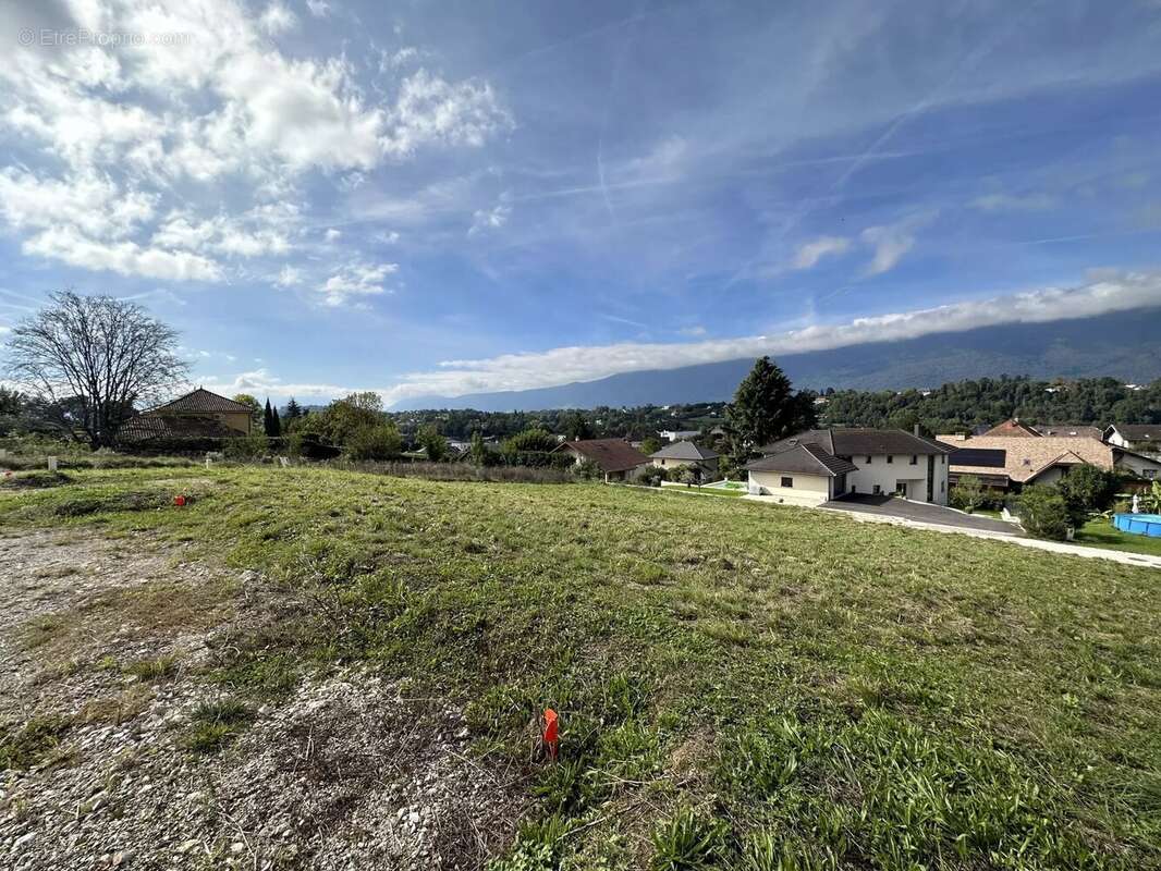 Terrain à AIX-LES-BAINS
