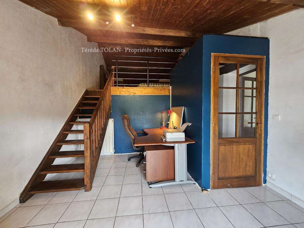 Maison à LAYRAC