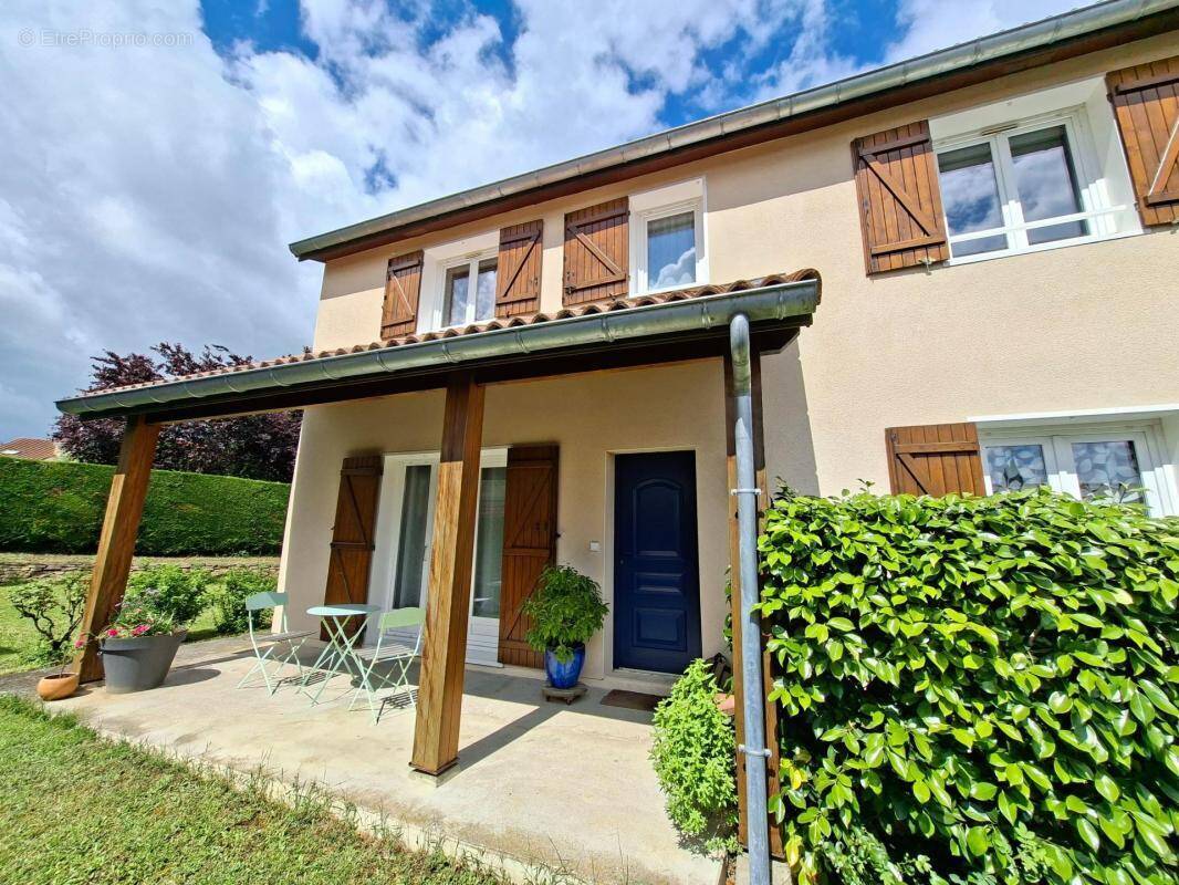 Maison à MARCY-L'ETOILE