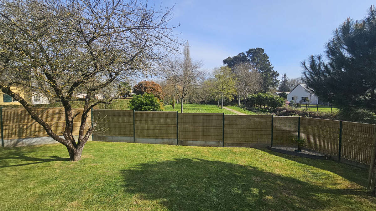 Maison à SAINT-ERBLON