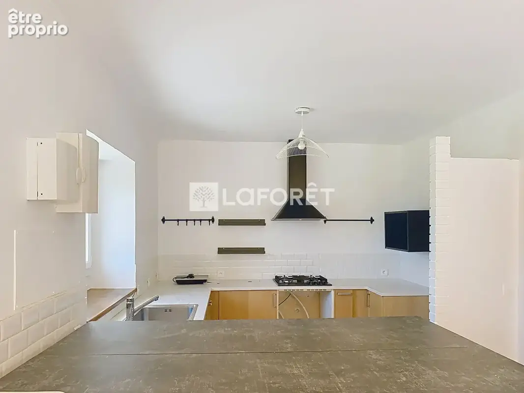 Maison familiale avec dépendances 8 pièce(s) 175 m2 - photo 8