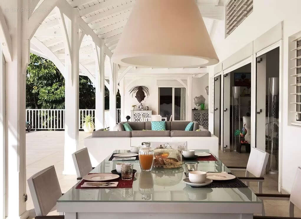 Maison à SAINTE-ANNE