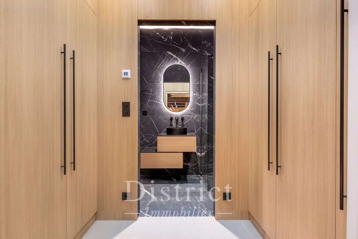 Appartement à PARIS-4E