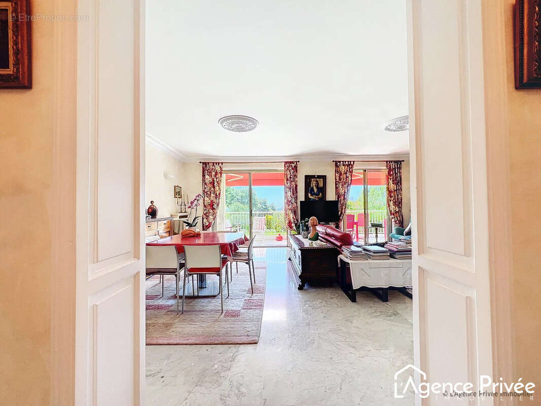 Appartement à CAGNES-SUR-MER