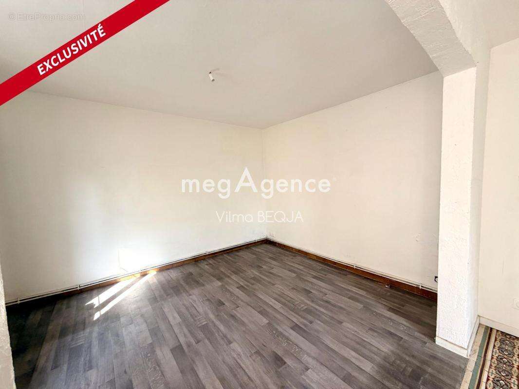 Maison à PONT-SUR-YONNE