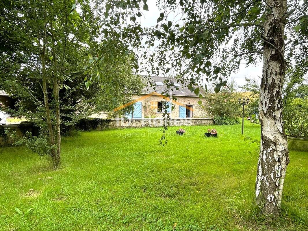 Maison à LA GUERCHE-DE-BRETAGNE
