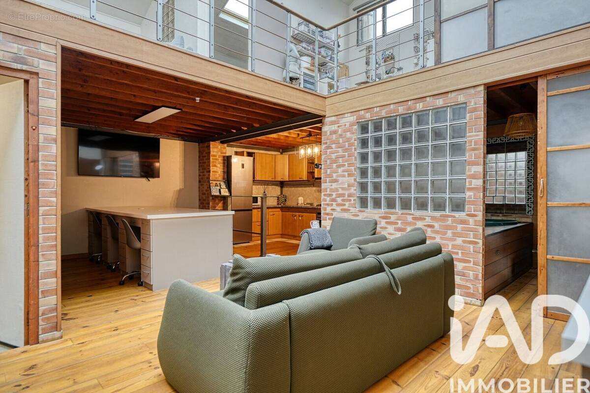 Photo 1 - Commerce à ARGENTEUIL