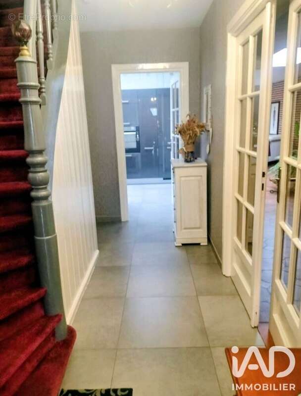 Maison 230 m² à Escautpont  - photo 5