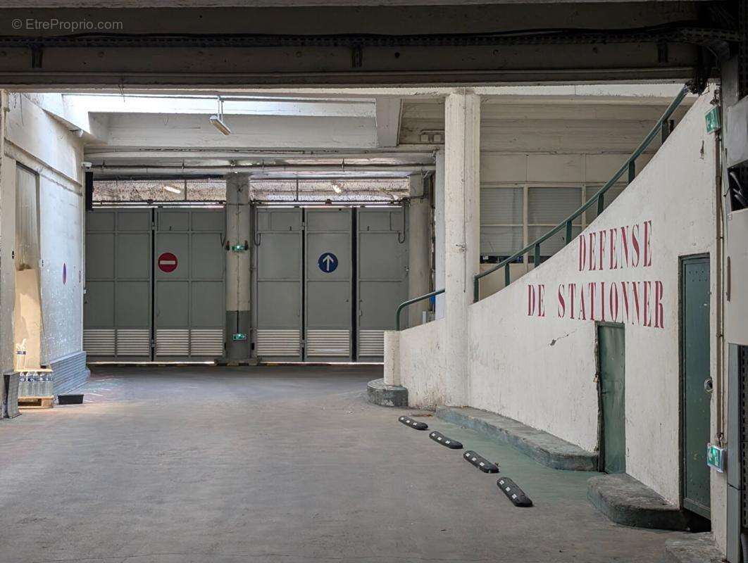 Rue Jean de LAFONTAINE Box 16 m2 en rdc - photo 3
