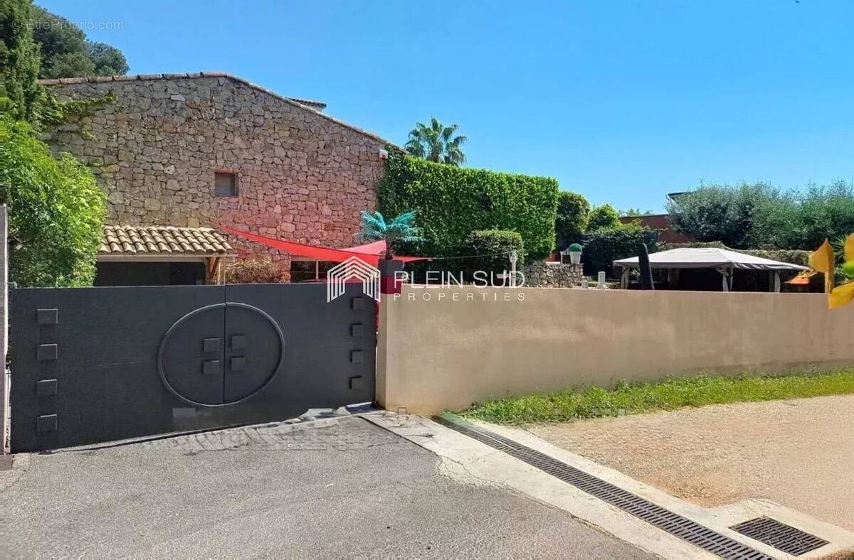 Maison à ANTIBES