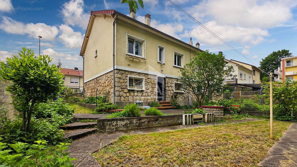 Maison à NOISY-LE-SEC