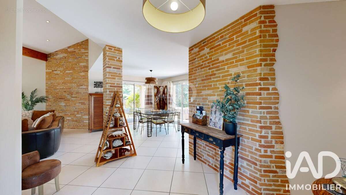 Maison 220 m² à Pompertuzat  - photo 6