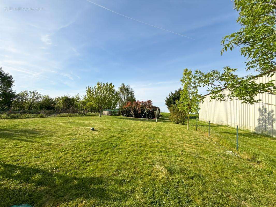 Maison à RUAN