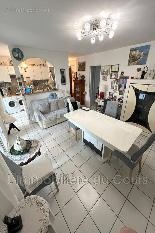 Appartement à SAUSSET-LES-PINS