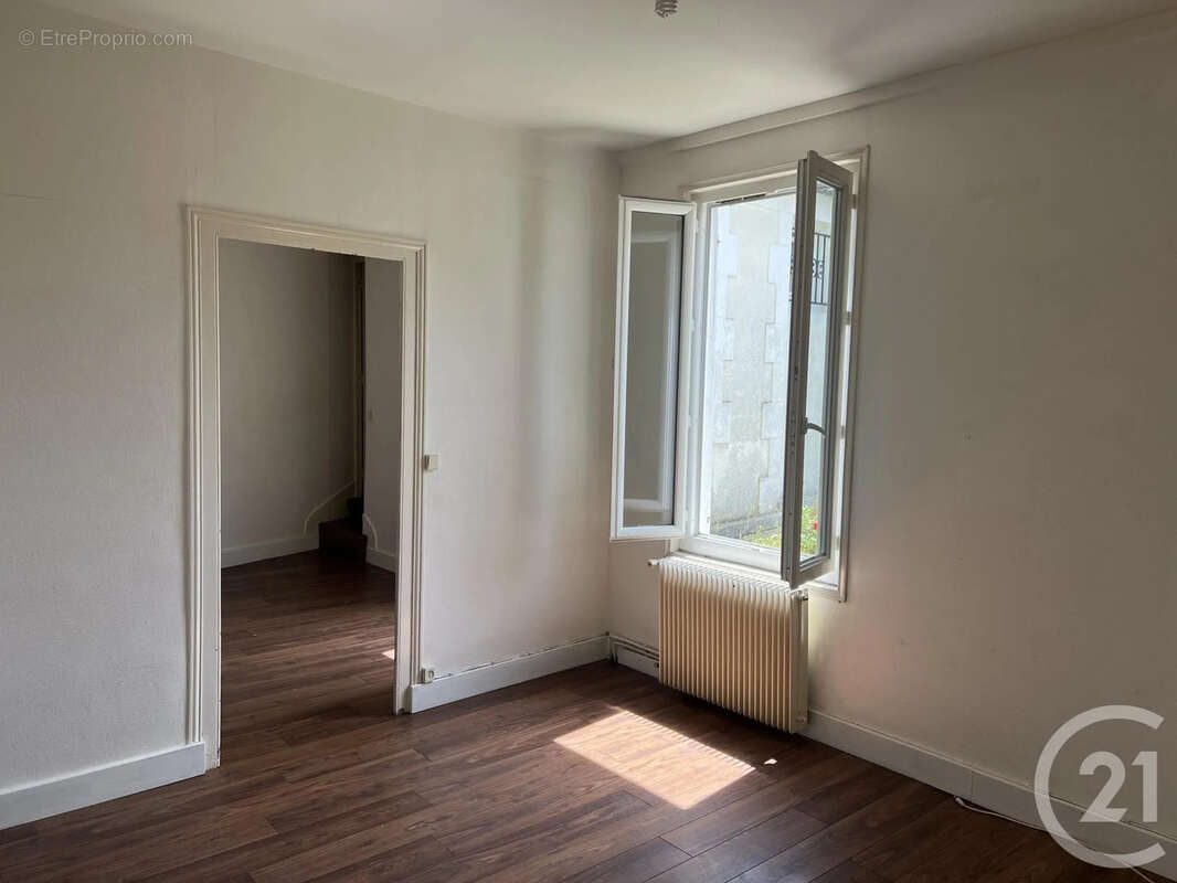 Maison 74 m² à Angouleme  - photo 2