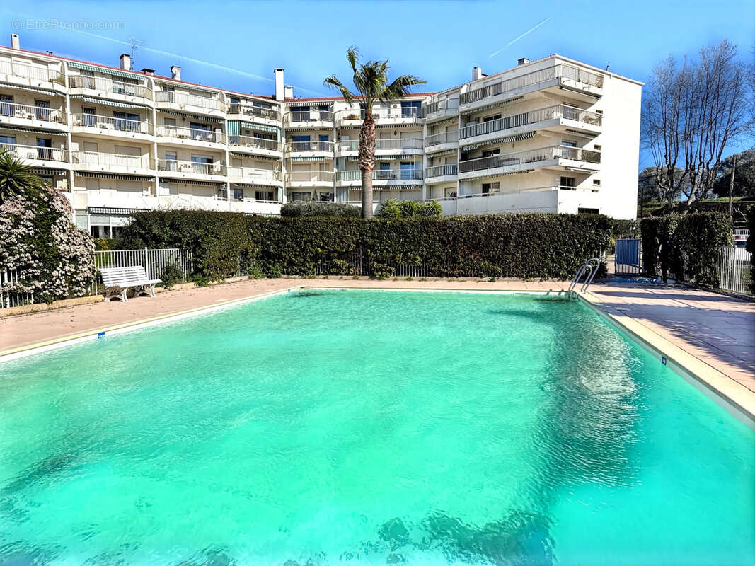 Appartement à FREJUS