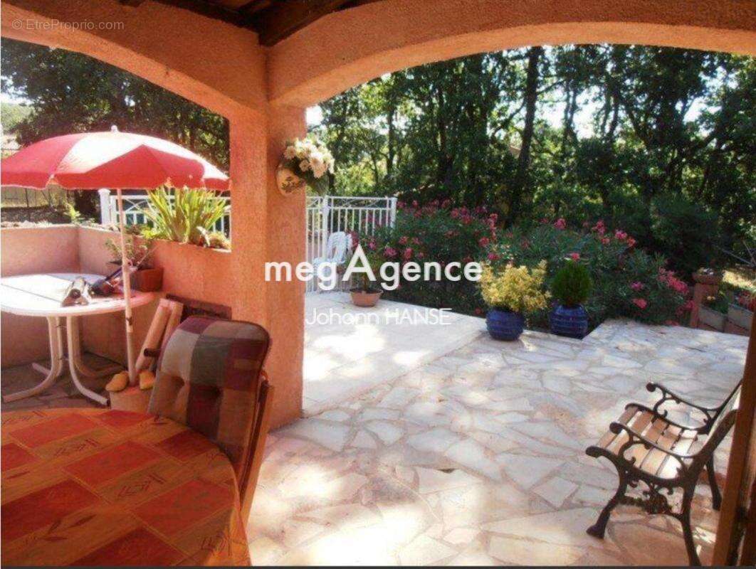 Appartement à TRANS-EN-PROVENCE