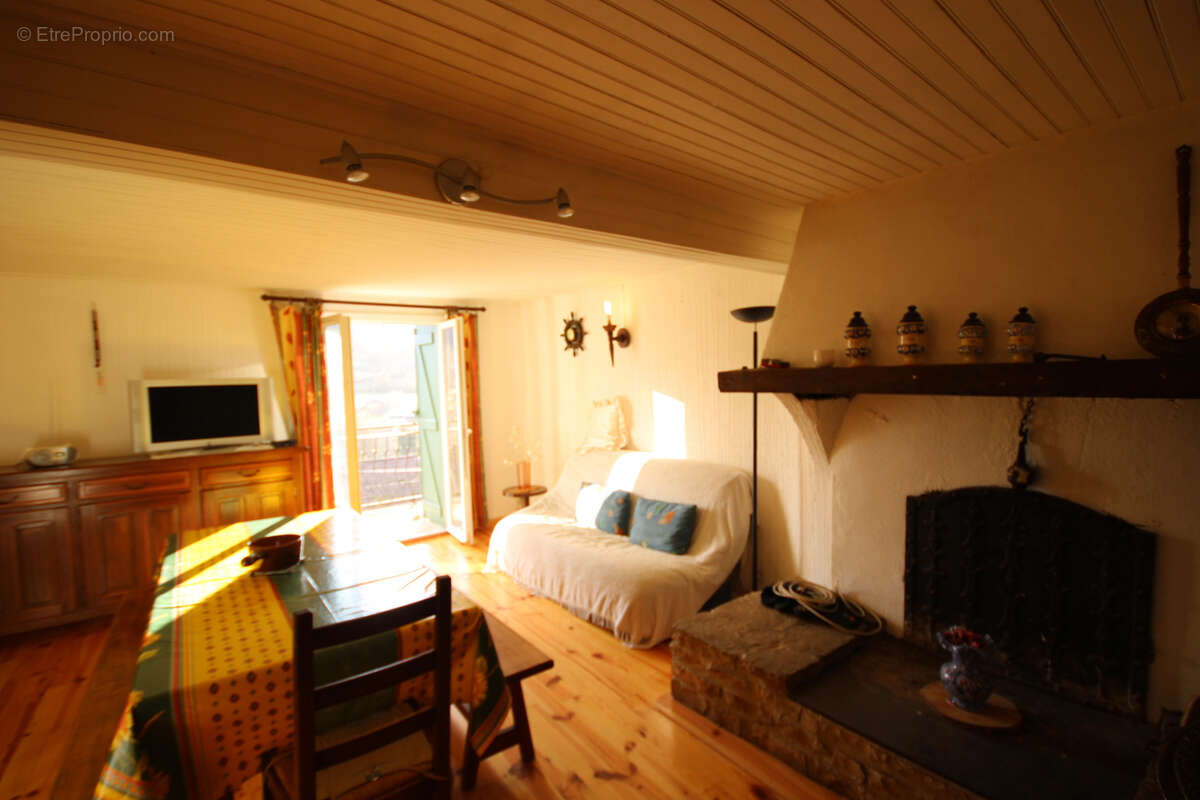 Maison à L'AIGUILLON