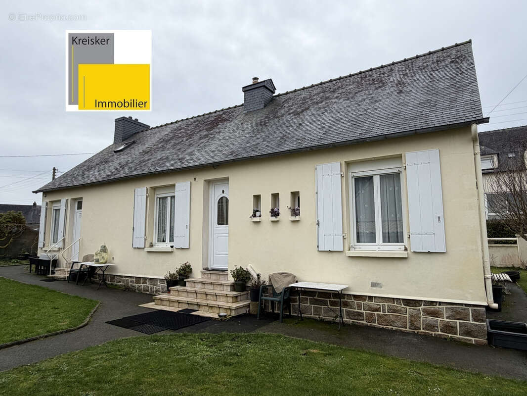 Maison à SAINT-MARTIN-DES-CHAMPS