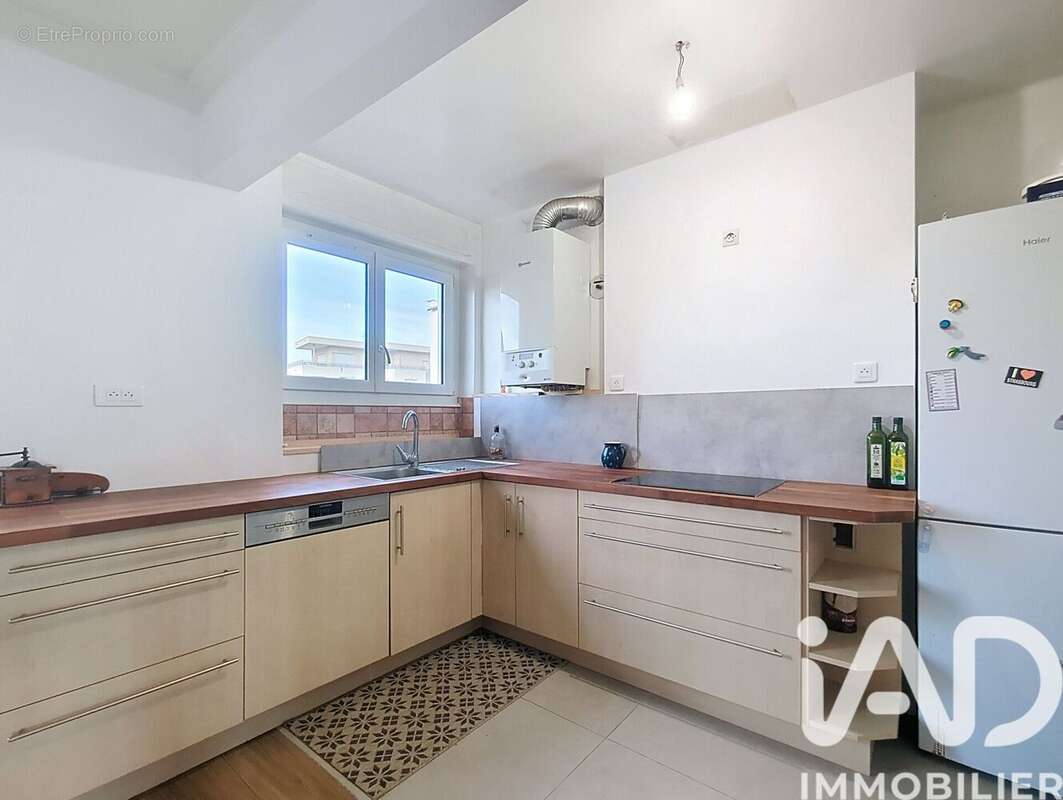 Photo 5 - Appartement à LYON-8E