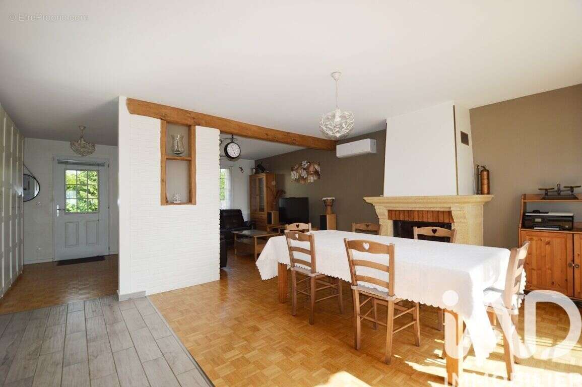 Photo 7 - Maison à COUBERT