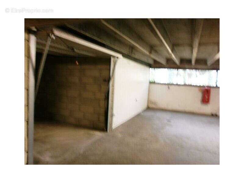 Parking à FONTENAY-SOUS-BOIS