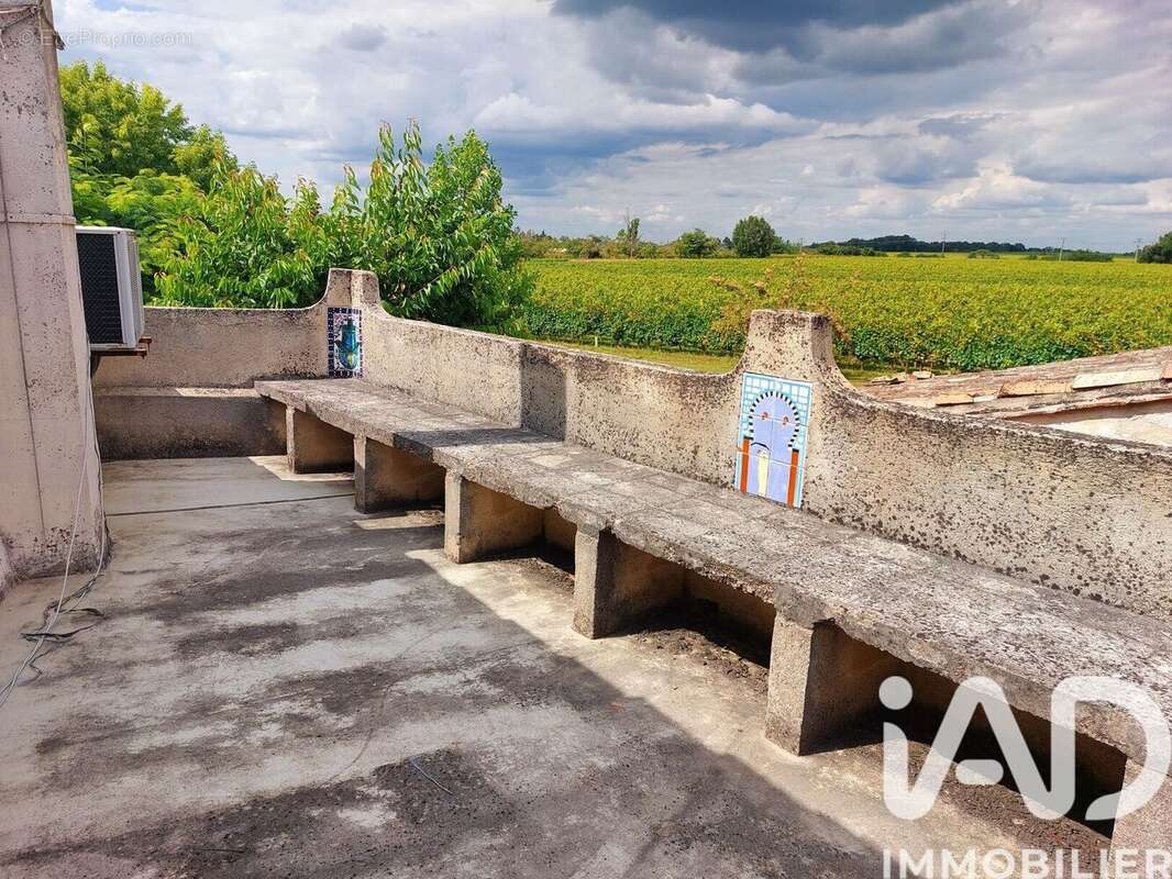 Maison 430 m² à Bonneville-Et-Saint-Avit-De-Fumadieres  - photo 6