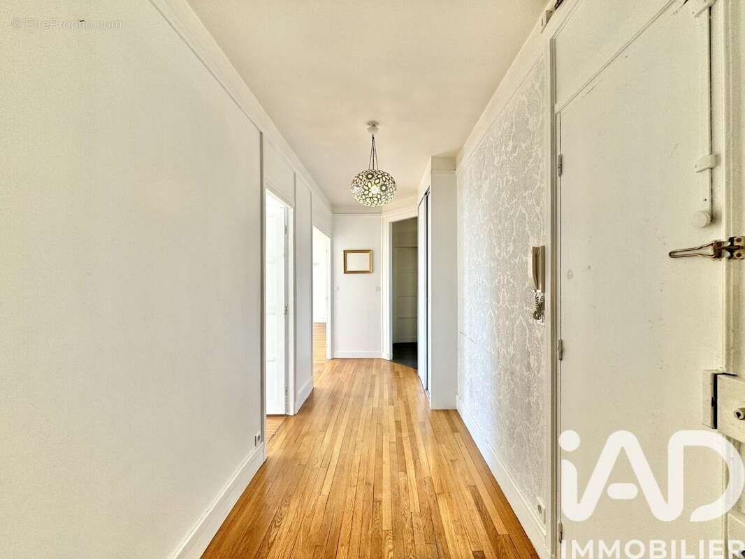 Photo 5 - Appartement à ISSY-LES-MOULINEAUX