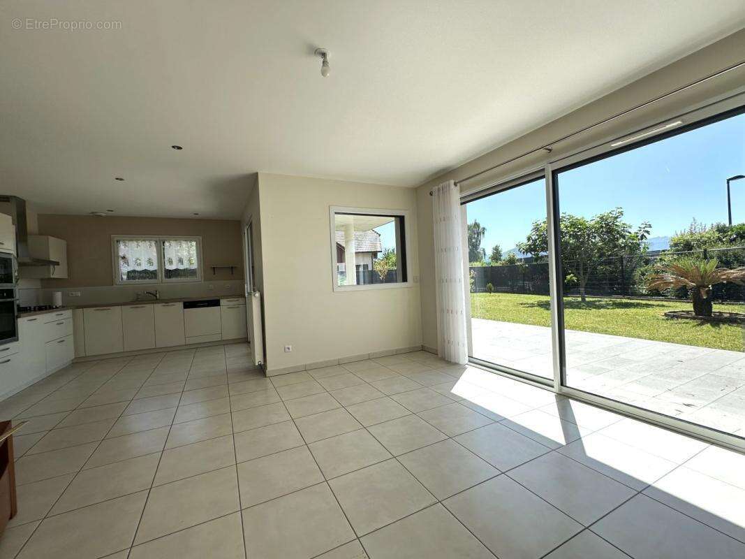 Appartement - photo 2