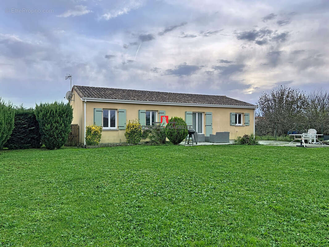 Maison à CARTELEGUE