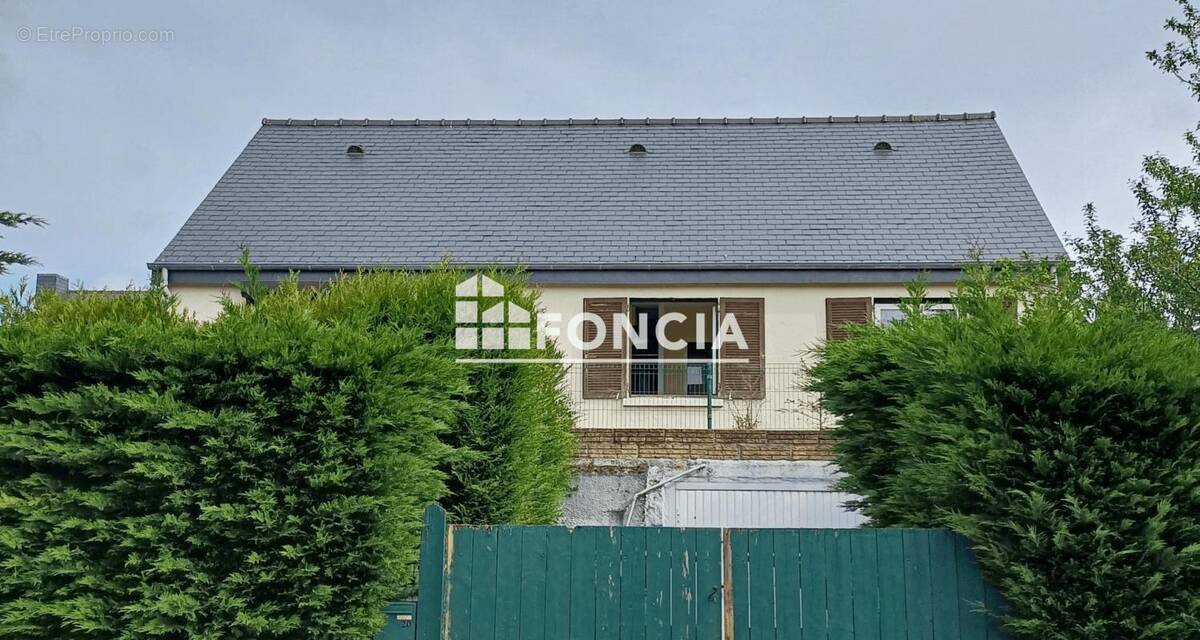 Maison à CHARTRES-DE-BRETAGNE