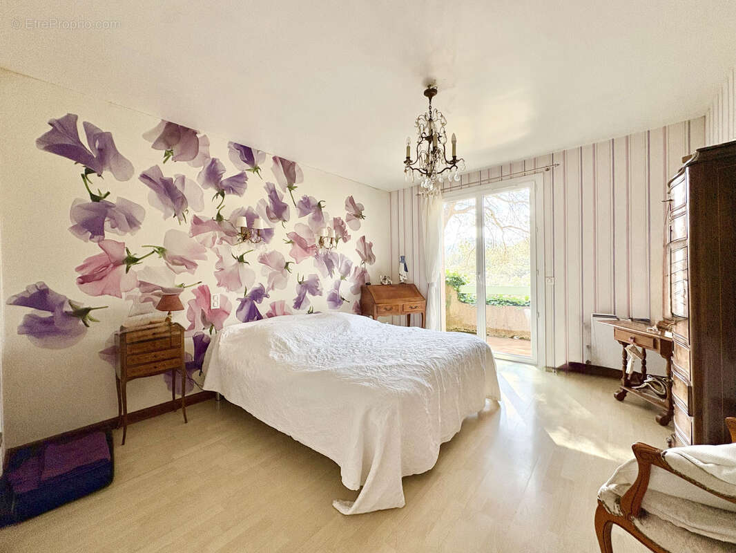 Maison à SIX-FOURS-LES-PLAGES