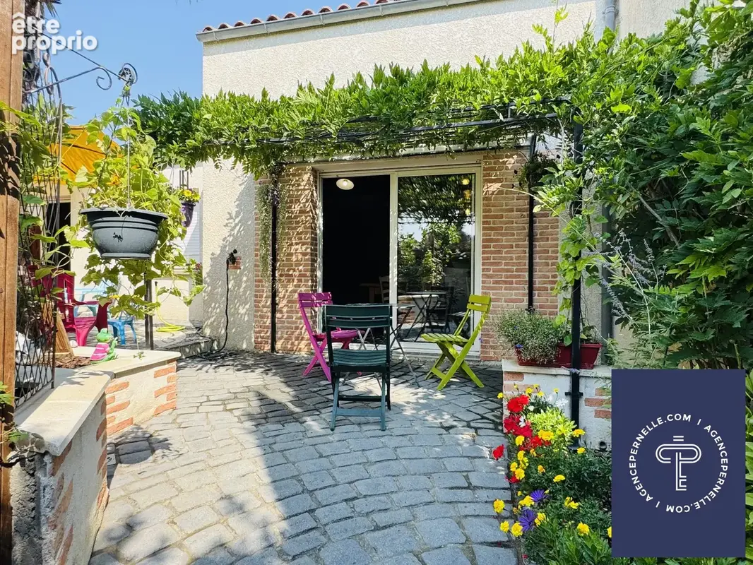 Photo Maison à La Rochelle au prix de 894 000€