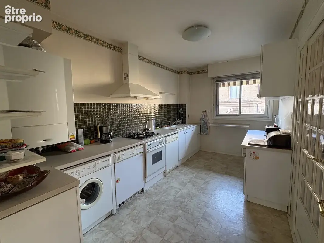 Appartement type 4 avec parking bien situé - photo 3