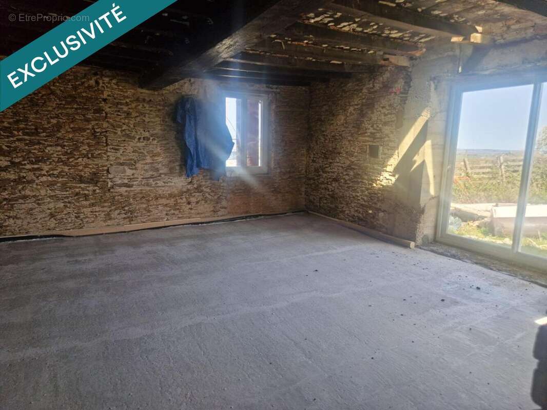 Photo 3 - Maison à COUTANSOUZE