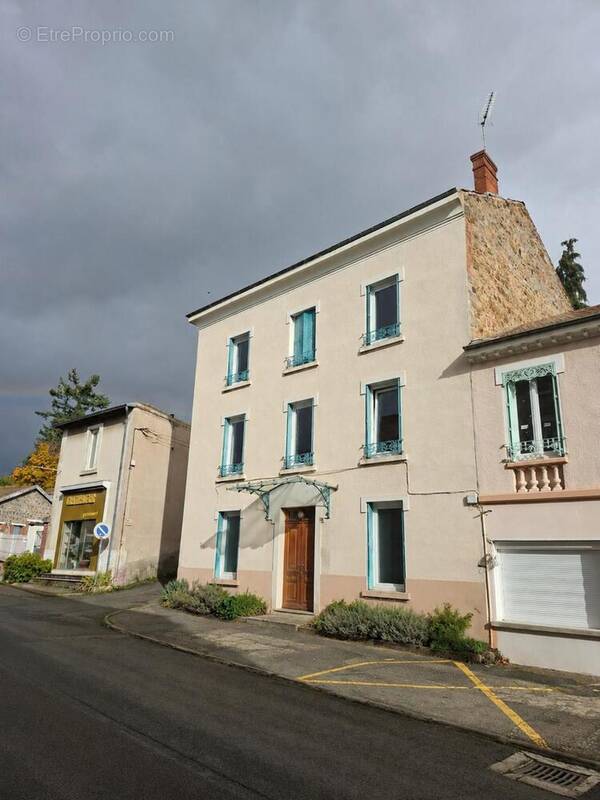Photo 1 - Maison à PANISSIERES