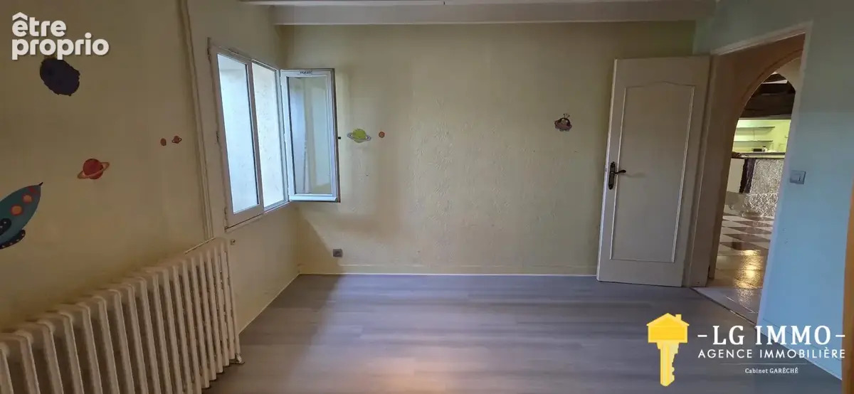 Maison de bourg 176 m2,3 chambres, cour, piscine - photo 17