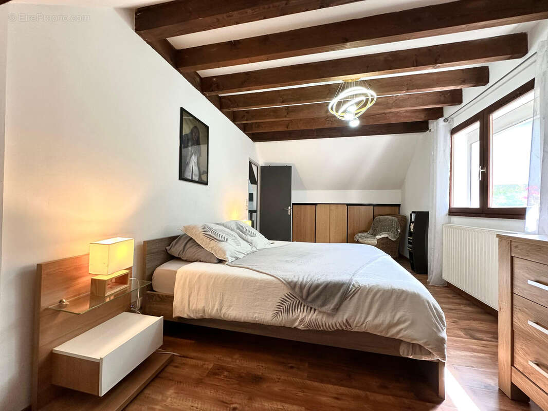Maison de 180 m2 avec piscine - photo 25