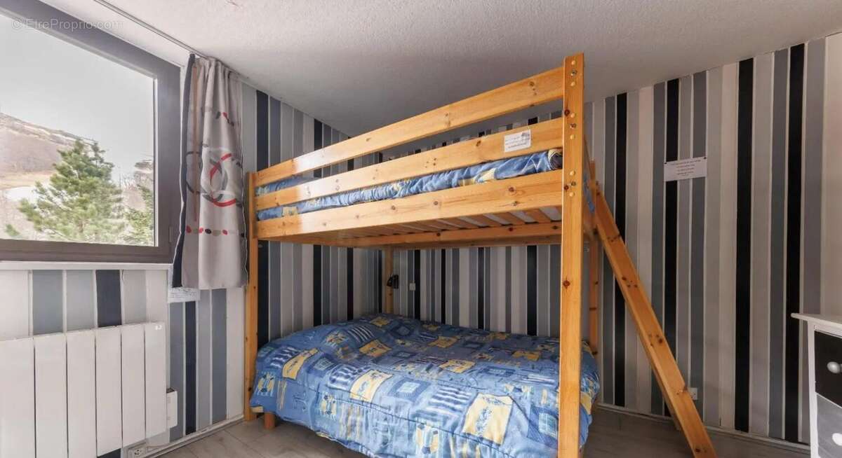 Appartement à BESSE-ET-SAINT-ANASTAISE