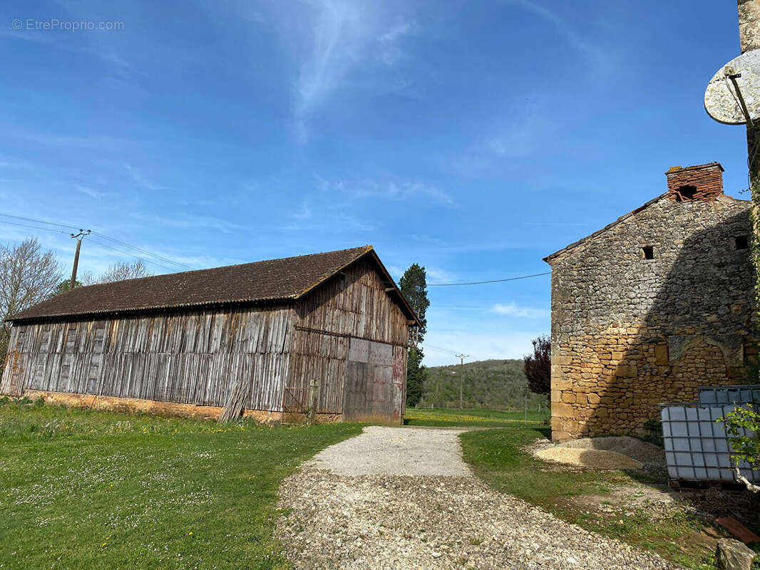 Maison à LES EYZIES-DE-TAYAC-SIREUIL