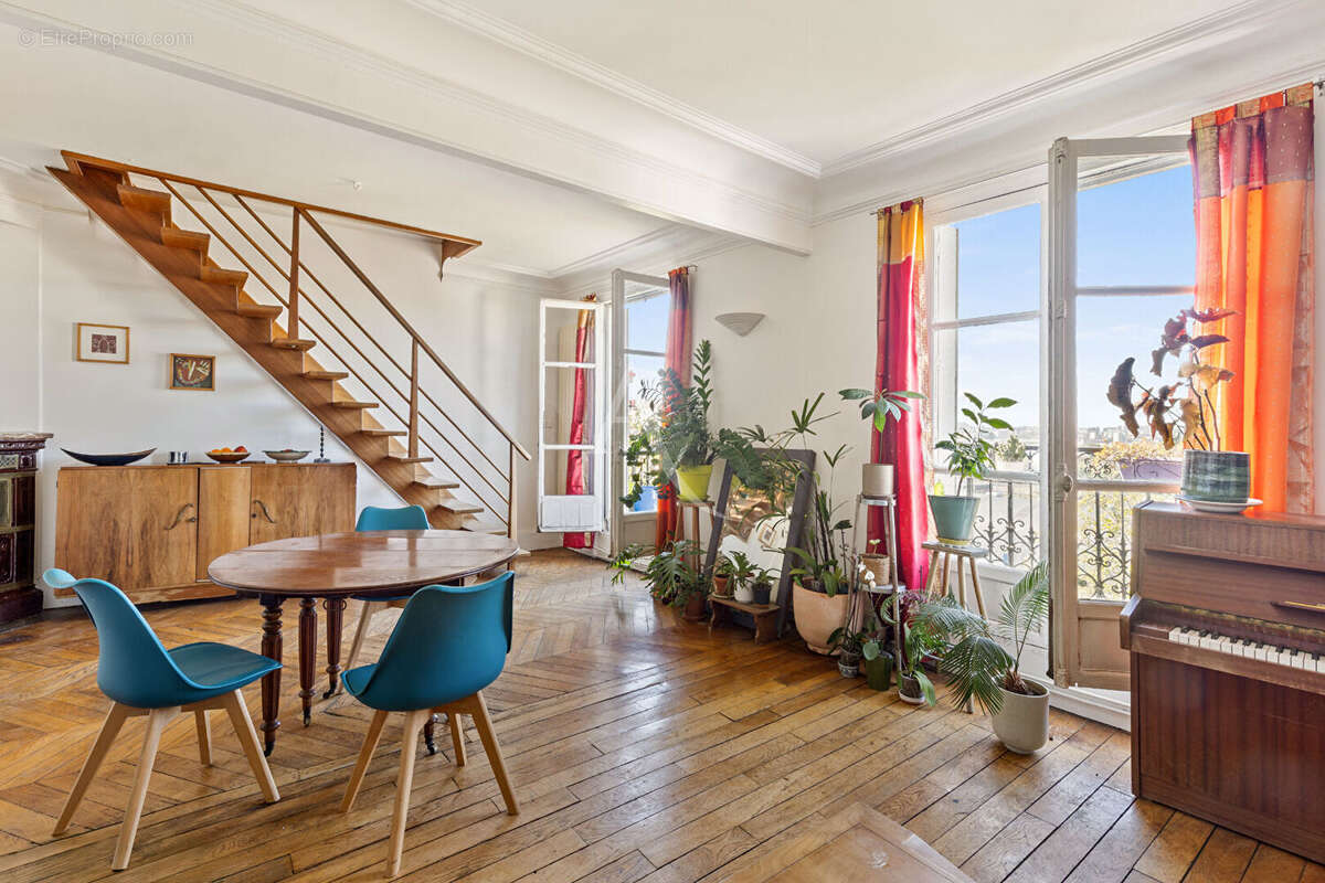 Appartement à PARIS-12E