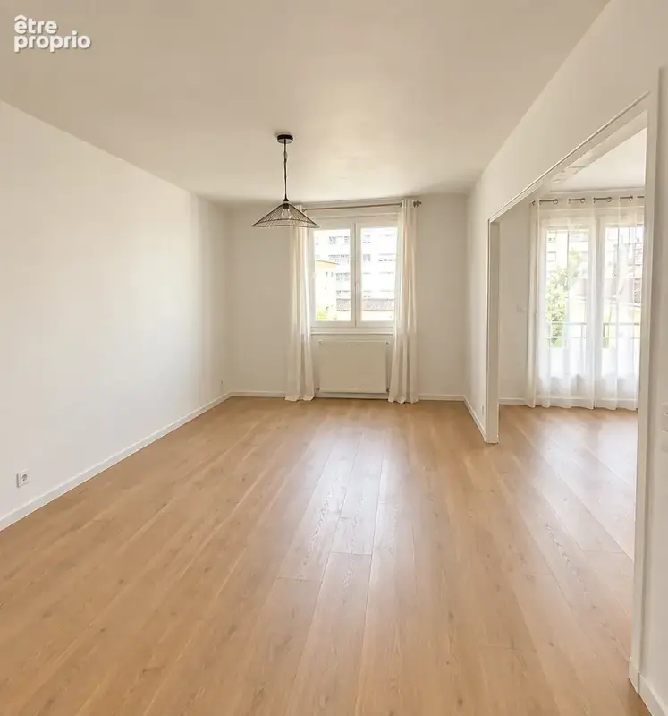 A vendre troyes gare  appartement 54m2, balcon, cave - photo 2